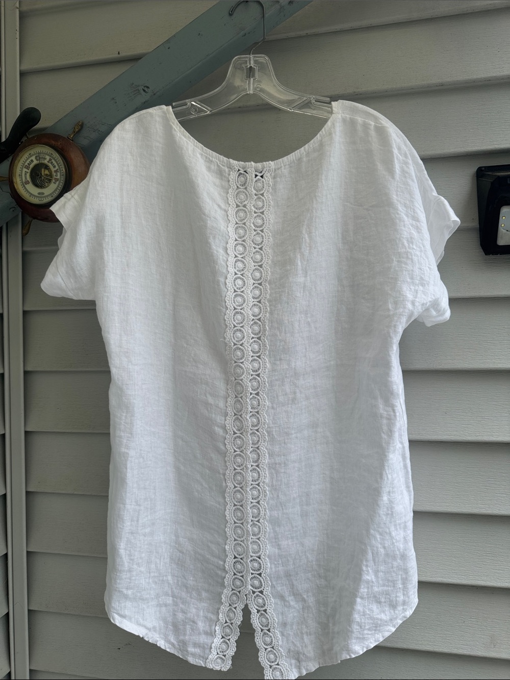 Women's White Linen Short Sleeve Italian Top with Crochet Back Trim